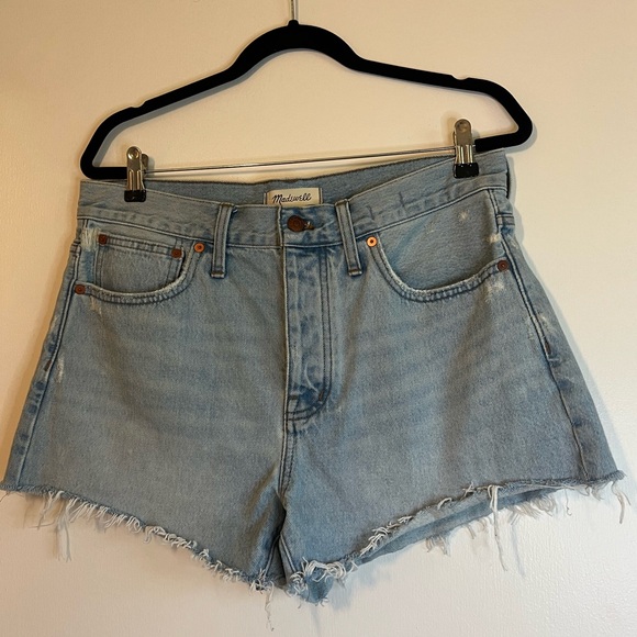 Madewell Pants - Madewell Faded Light Blue Frayed Hem Denim Shorts